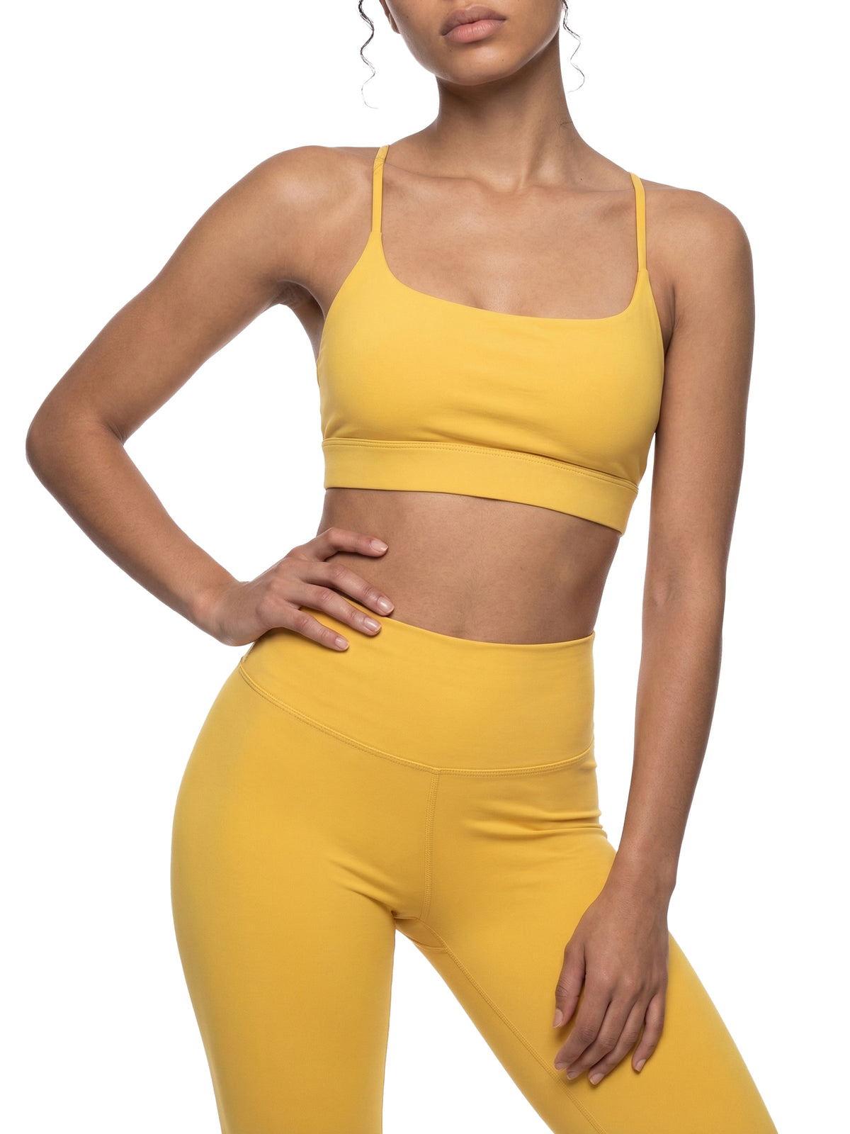 Criss-cross sporty