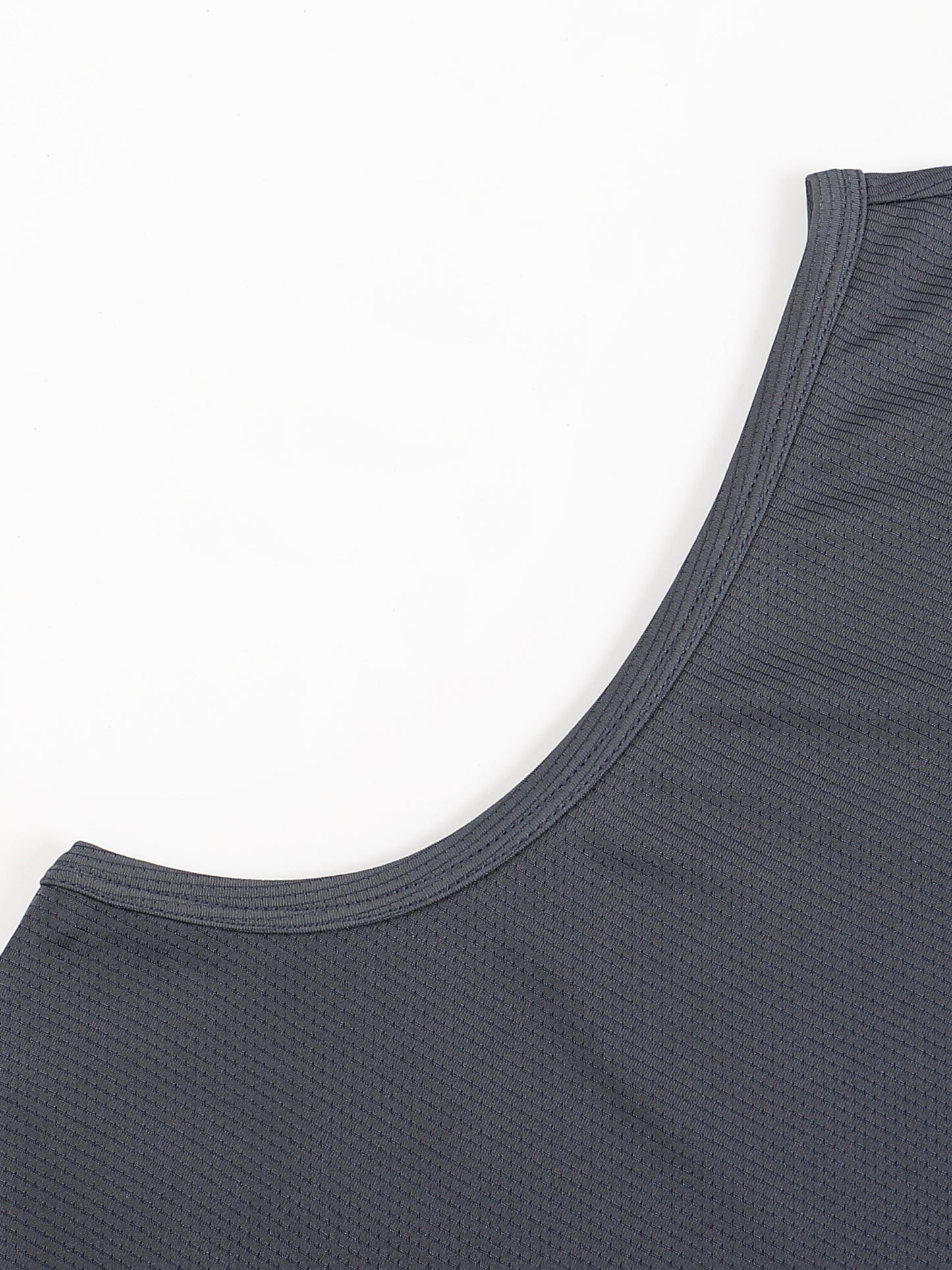Lightweight sports jersey